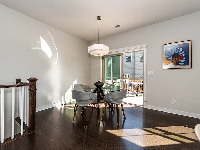1724 Town Oak Ln — Photo 11
