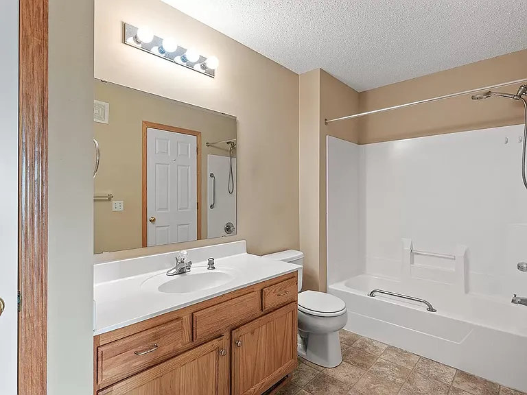 17364 River Birch Pl — Photo 4