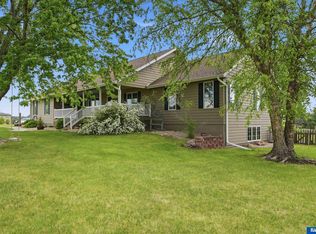 6830 SW 9th St, Lincoln, NE 68523