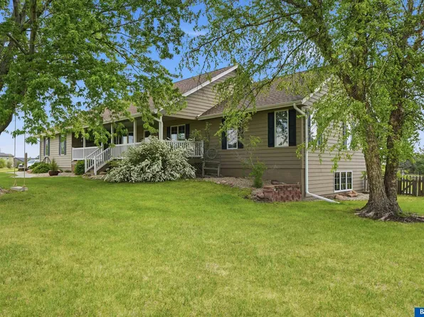 6830 SW 9th St, Lincoln, NE 68523