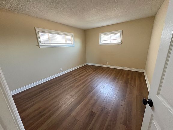 2nd image of 718 21st St APT E