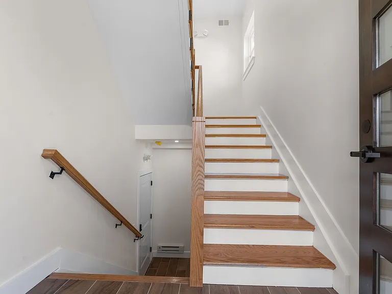 50 Bock Ave #1 — Photo 34