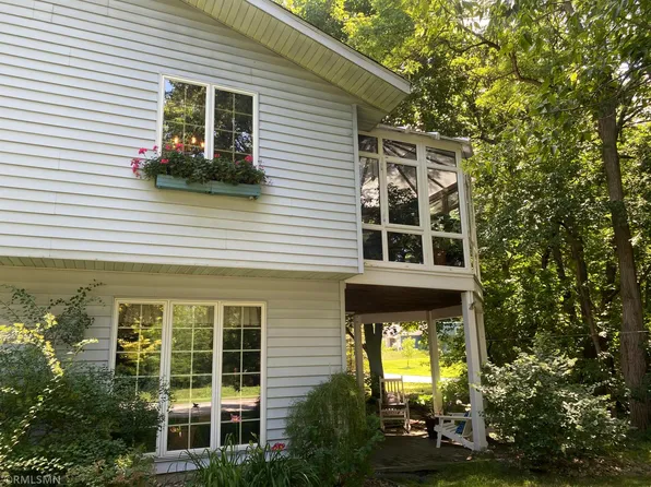 1713 Siewert St, Red Wing, MN 55066