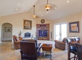 2190 Old Adobe Rd, Petaluma, CA 94954