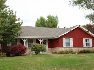 3676 W Central Ave, Franklin, WI 53132