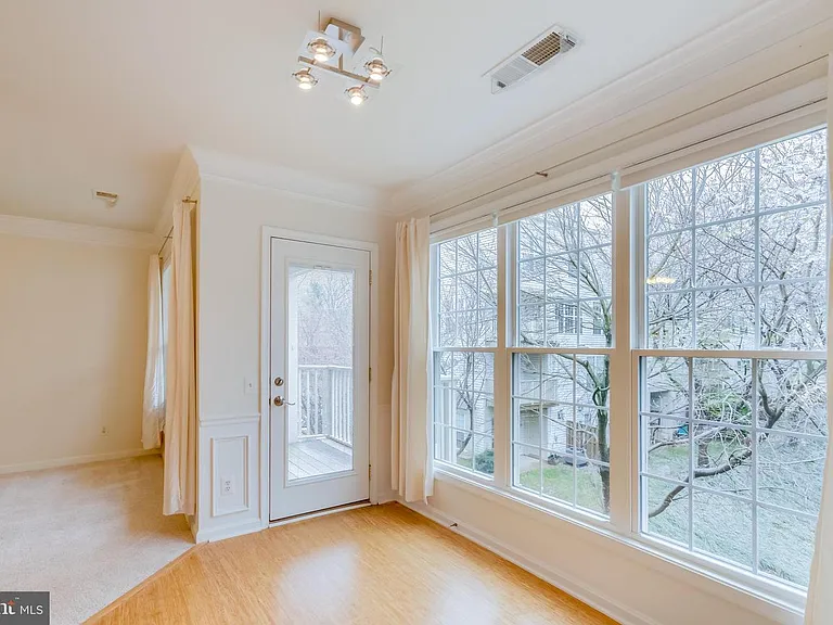 7046 Falls Reach Dr #304 — Photo 14