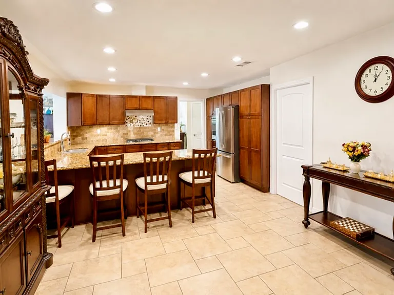 1763 N Vallejo Way — Photo 6