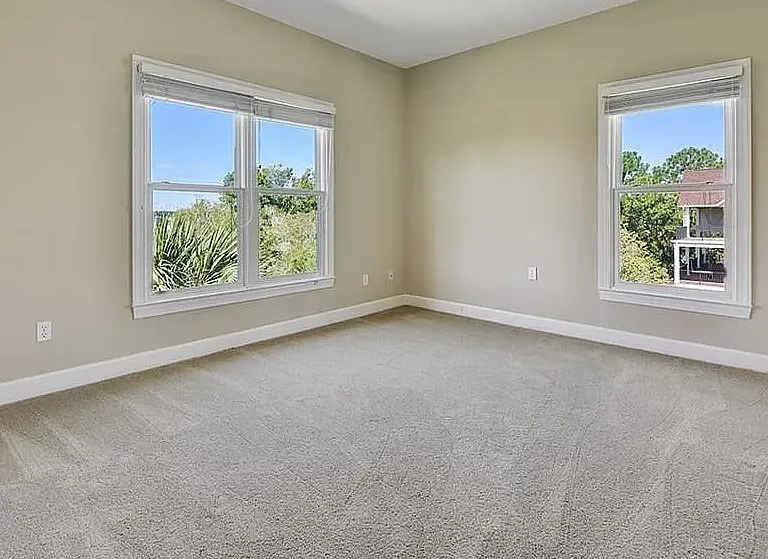 5021 Riverside Dr — Photo 29