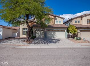10533 E Oakbrook St, Tucson, AZ 85747