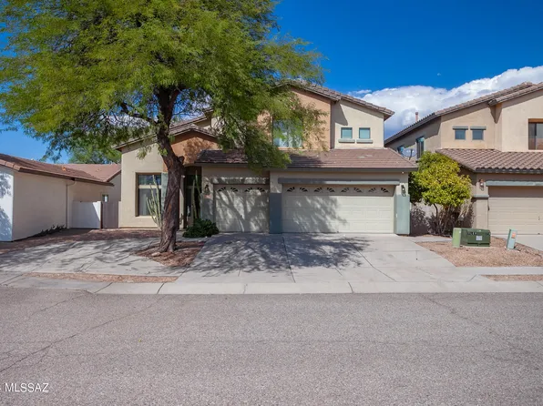 10533 E Oakbrook St, Tucson, AZ 85747