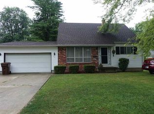 831 Linlawn Dr, Wabash, IN 46992