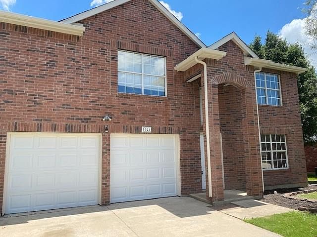1st image of 1021 Lake Trail Dr