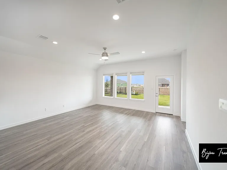 1728 Daylight Lake Dr — Photo 20