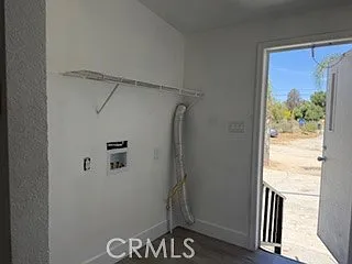 20221 Telford Ave — Photo 7
