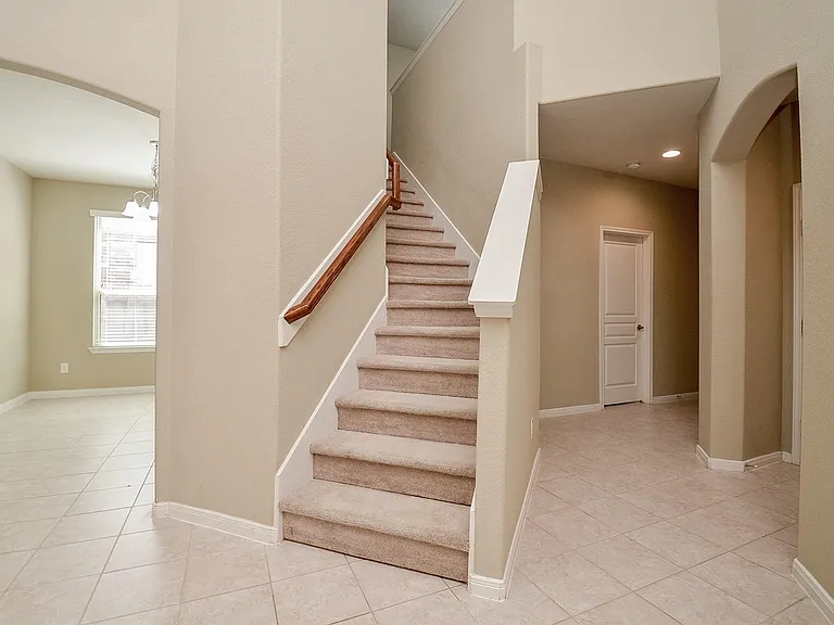 6418 Burgess Heights Ln — Photo 13