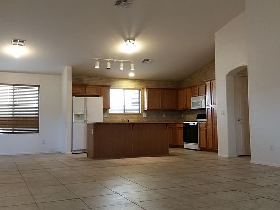 2nd image of 15110 N 140th Ave