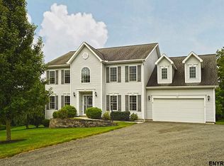 115 Cemetery Rd, Halfmoon, NY 12065