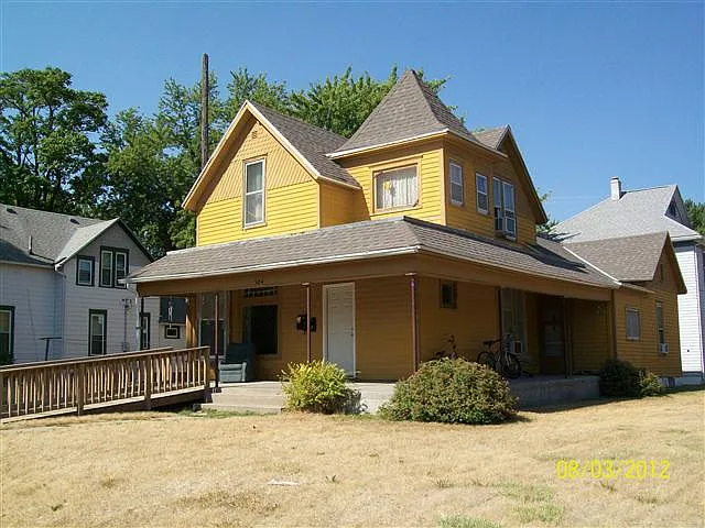 304 S 6th Street - 3 — Photo 1