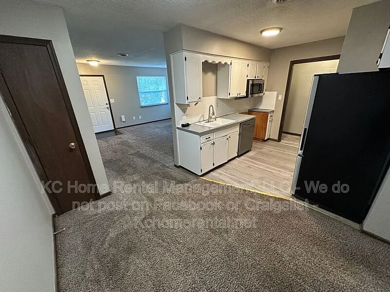 6333 N Wyandotte St — Photo 7