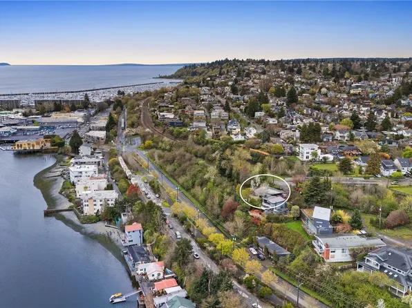 5622 Seaview Avenue NW, Seattle, WA 98107