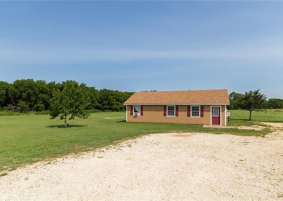 1st image of 5849 County Road 302