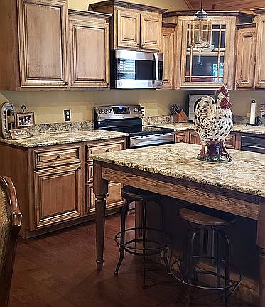 3rd image of 193 Magnolia Ln