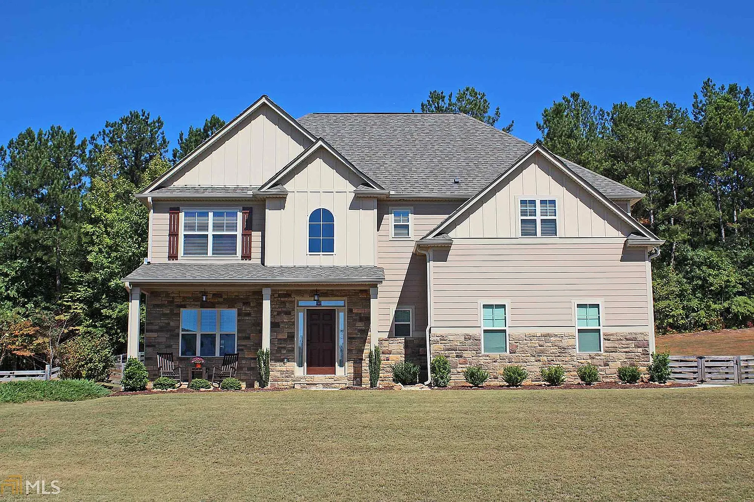 275 Ivy Ln photo 1