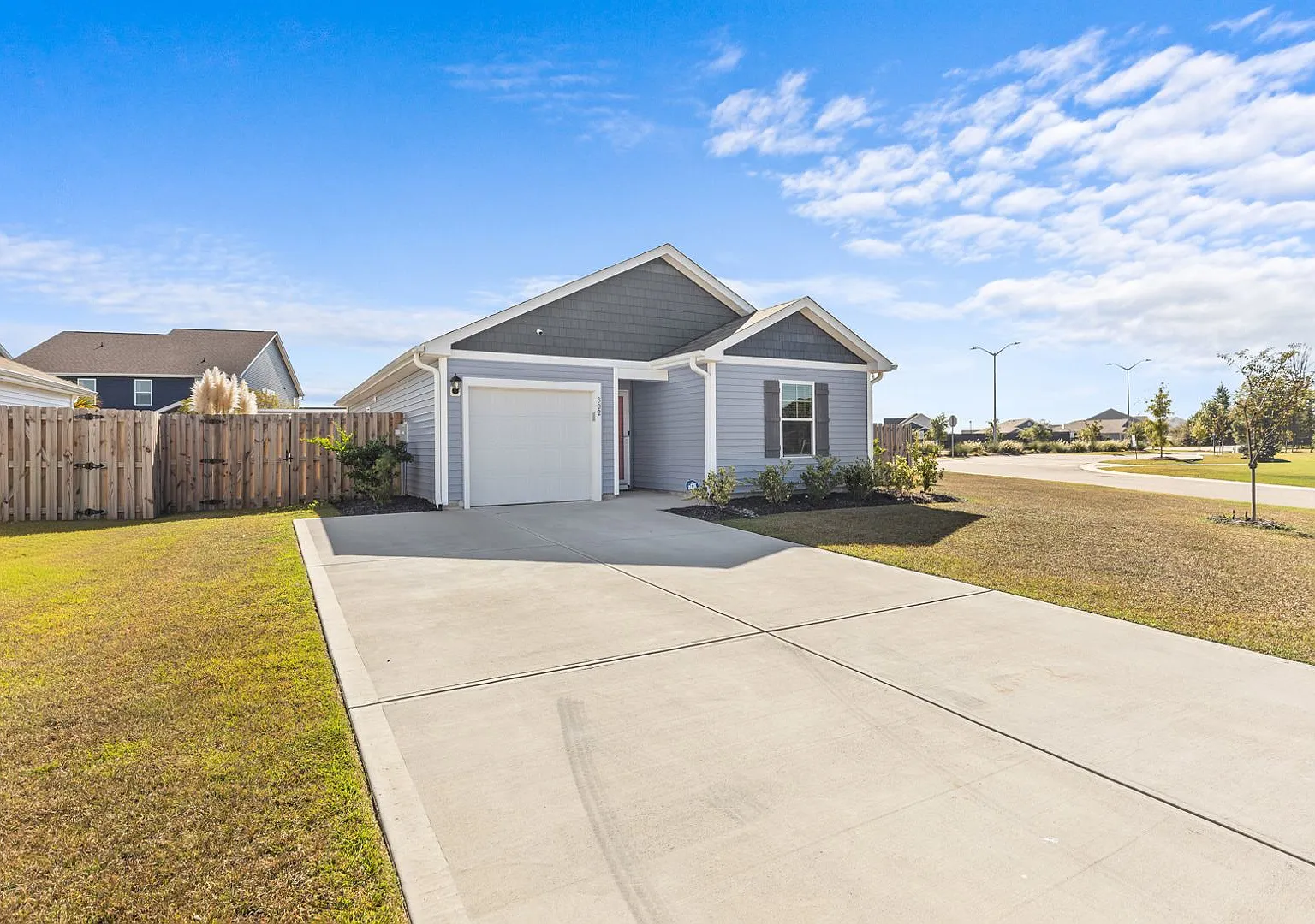 Furnished Rental in Surf City! — Photo 2