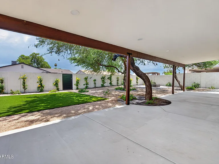 5407 W Holly St — Photo 8