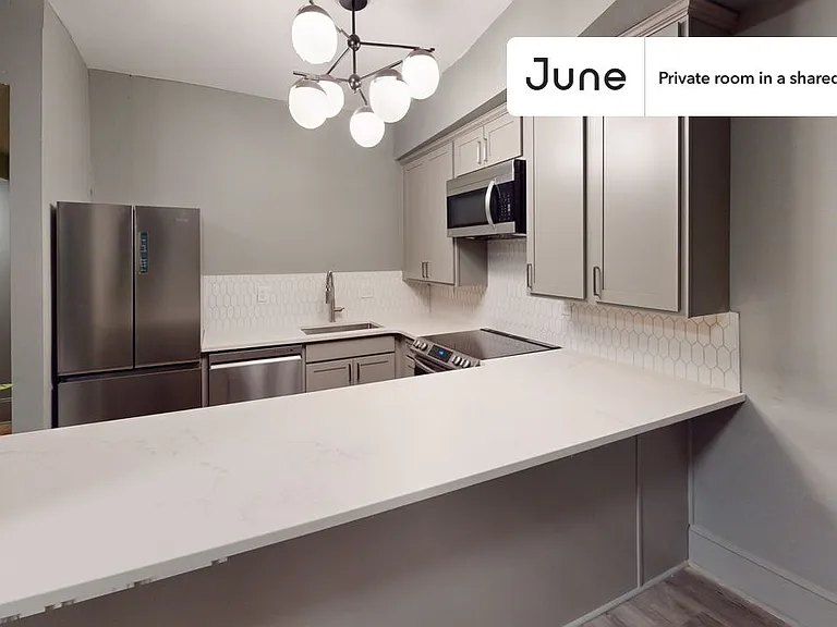 1227 Harvard St NW #E — Photo 11