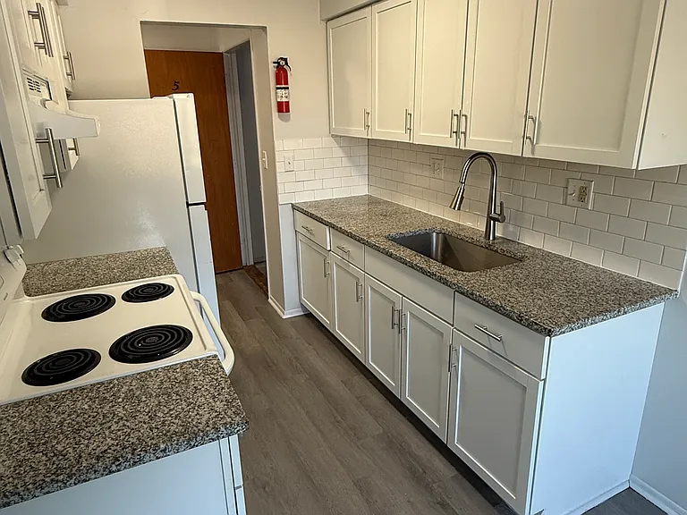 35335 Bakewell St #5 — Photo 5