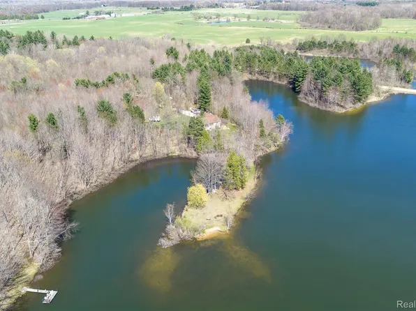 3788 Murray Rd, Mayville, MI 48744