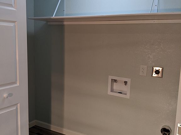 Laundry Bay