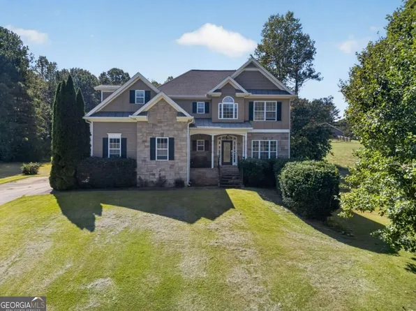 109 W Lake Blvd, Carrollton, GA 30116