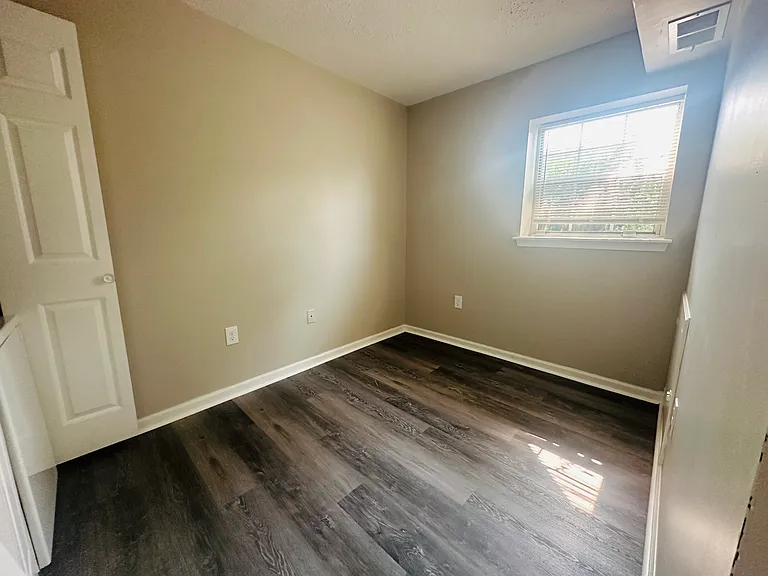 7921 Brighton Way — Photo 7