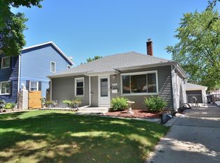916 S 88th St, Milwaukee, WI 53214