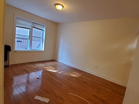 3rd image of 565 Bergen Ave APT 23J