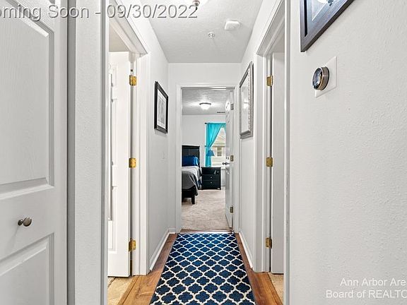 4th image of 1559 Oakfield Dr