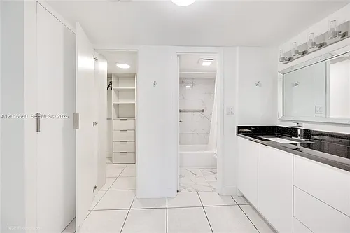 100 Bayview Dr #1231 Photo 1