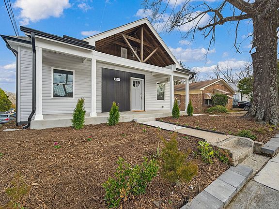 2nd image of 1501 S Roxboro St