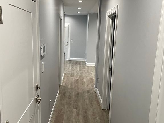 3rd image of 52 Garfield Ave APT 1