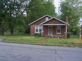 102 Mabry Ave, Union, SC 29379