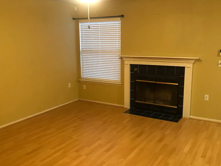 2234 W Quantico St — Photo 3