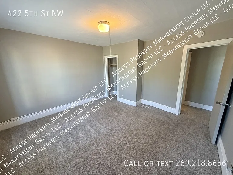 422 5th St NW — Photo 18