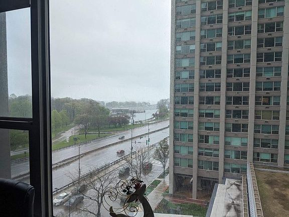 4th image of 3600 N Lake Shore Dr APT 717