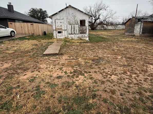 102-110 W Ave S #13, San Angelo, TX 76903