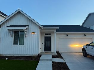 7183 E Simpson Ave, Fresno, CA 93737