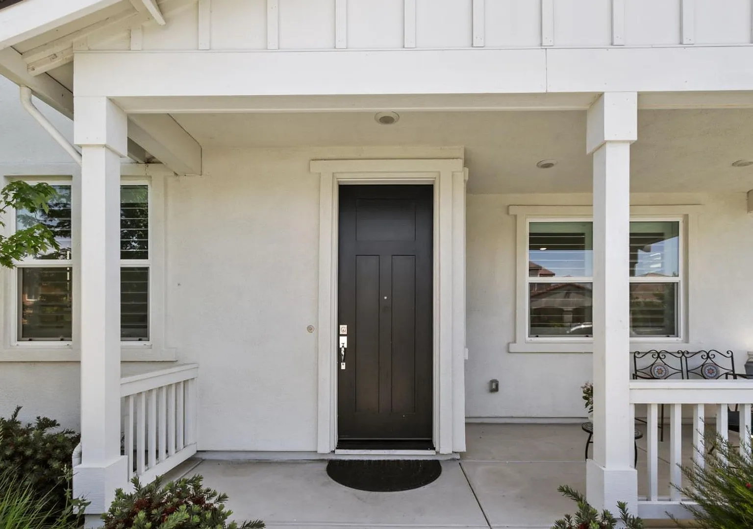 Spacious 5-Bedroom Home in Desirable Spring Lake Downstairs Bedroom & Solar! — Photo 3