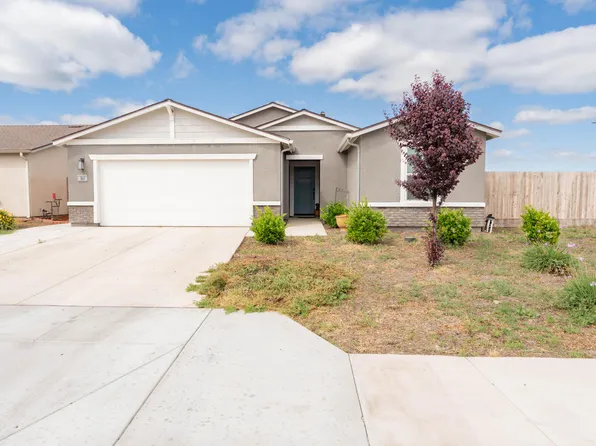 563 Blue Ridge Street, Tulare, CA 93274