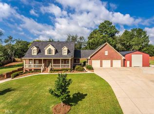 1117 Golden Cir, Lilburn, GA 30047